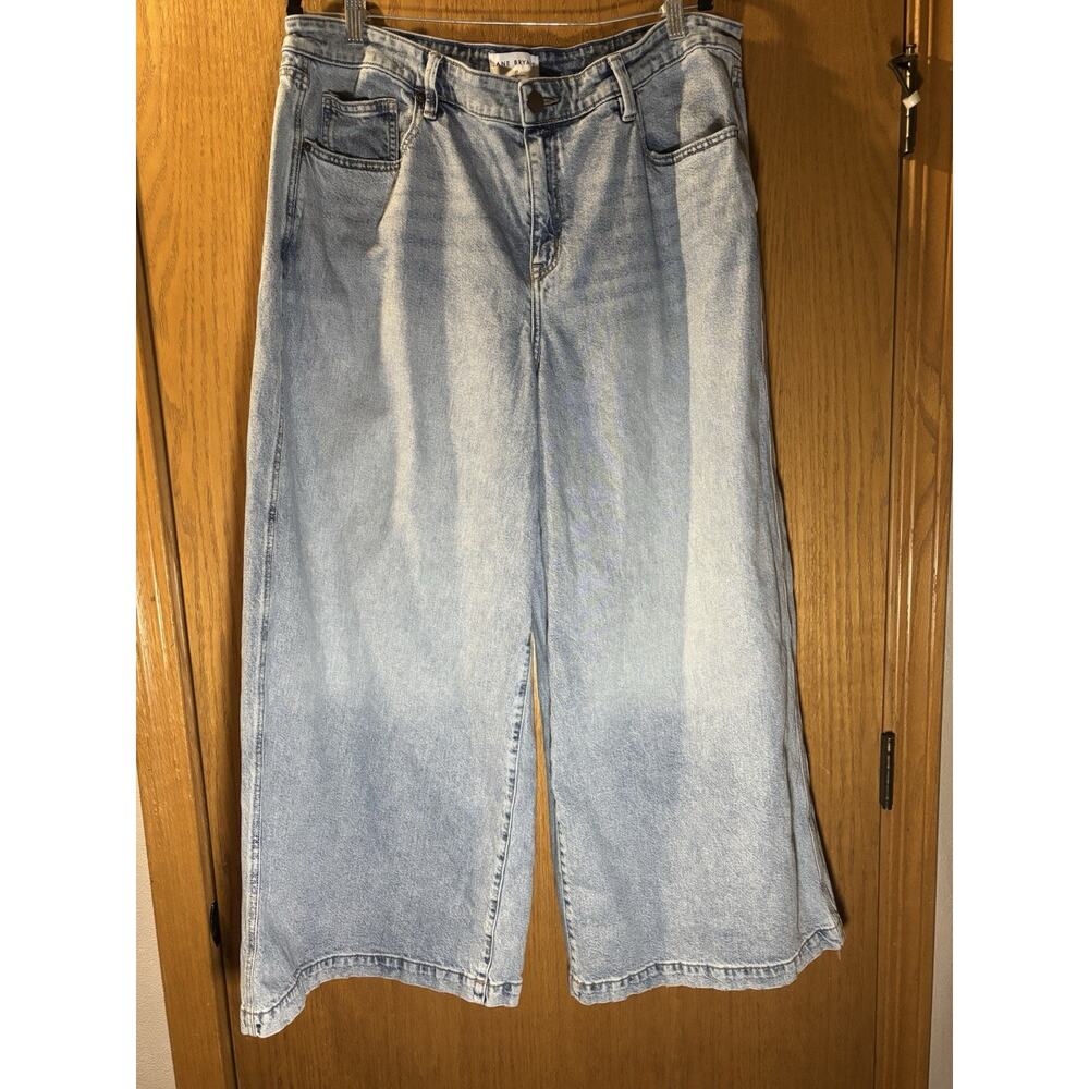 Lane Bryant Plus Size 18 Ultra Wide Leg Jeans Light Wash High Rise Denim Cotton